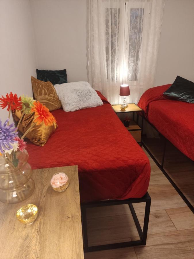 Mi Casa Es Tu Casa Apartment Seville Luaran gambar
